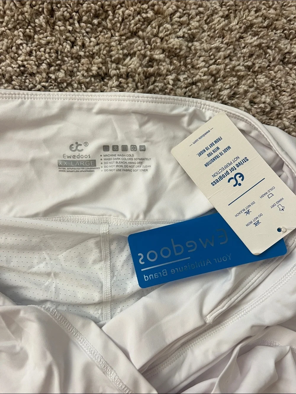 NWT! Women’s White Athletic Skort by Ewedoos - SUPER Comfy!! Size XXL